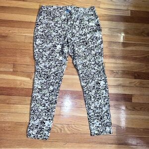 Simply Vera, Vera Wang printed jeans in size 14